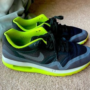 NIKE Air Max Lunarlon- neon Green, grey, and black